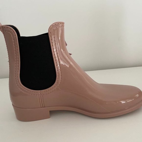 Brand new Lemon Jelly cute rain boot, size: 9 - Picture 4 of 6